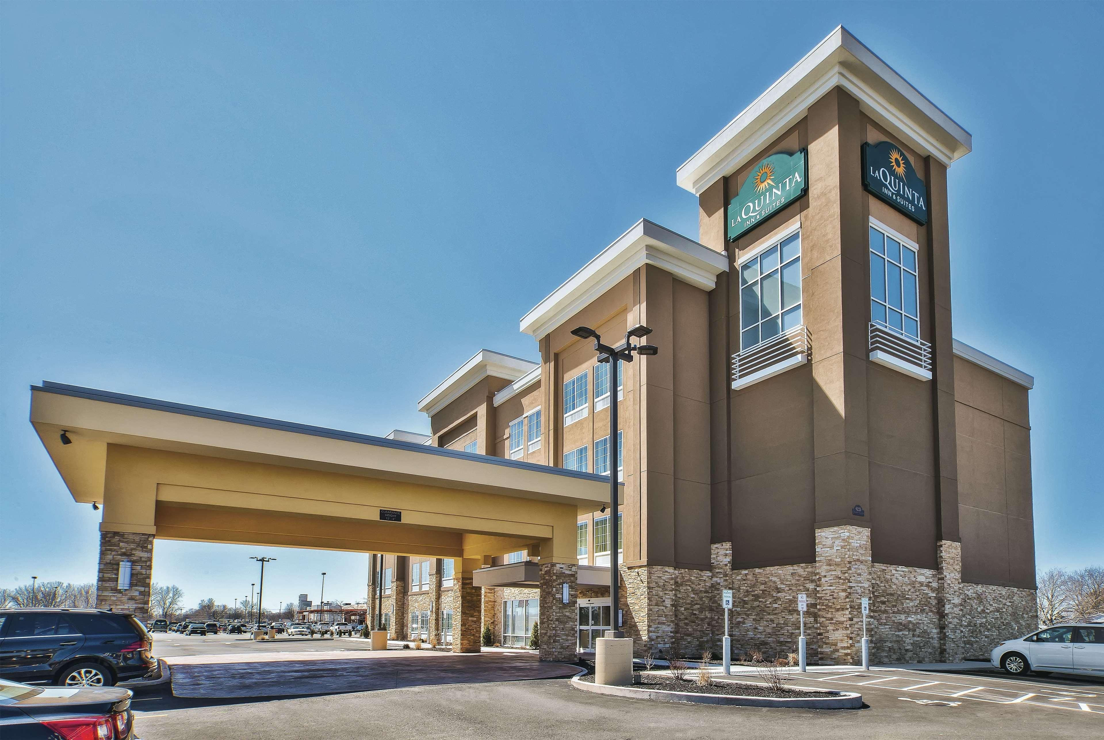 La Quinta By Wyndham Niagara Falls Exterior photo